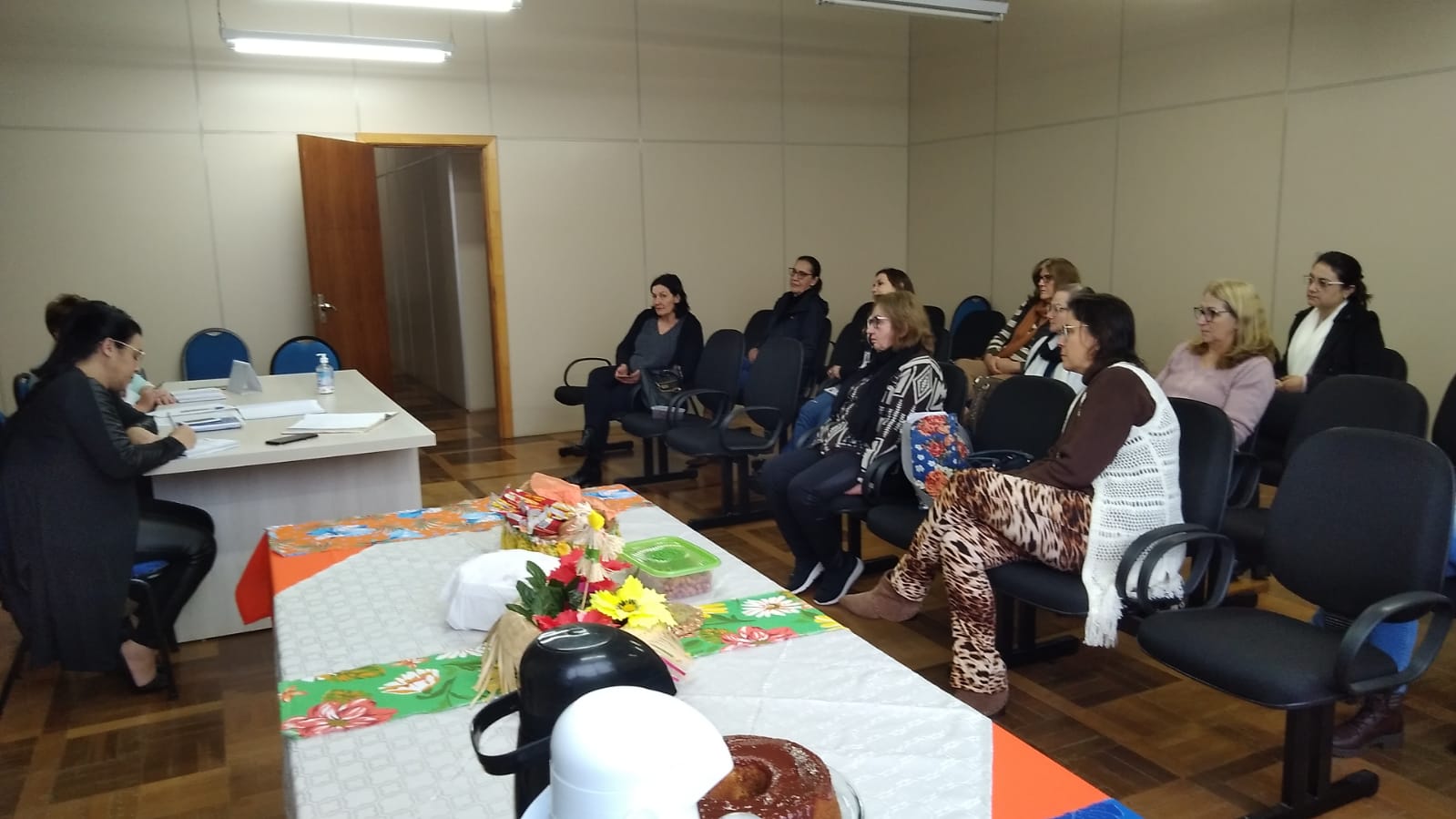 COMDIM ESTEVE REUNIDO NA MANHÃ DE ONTEM